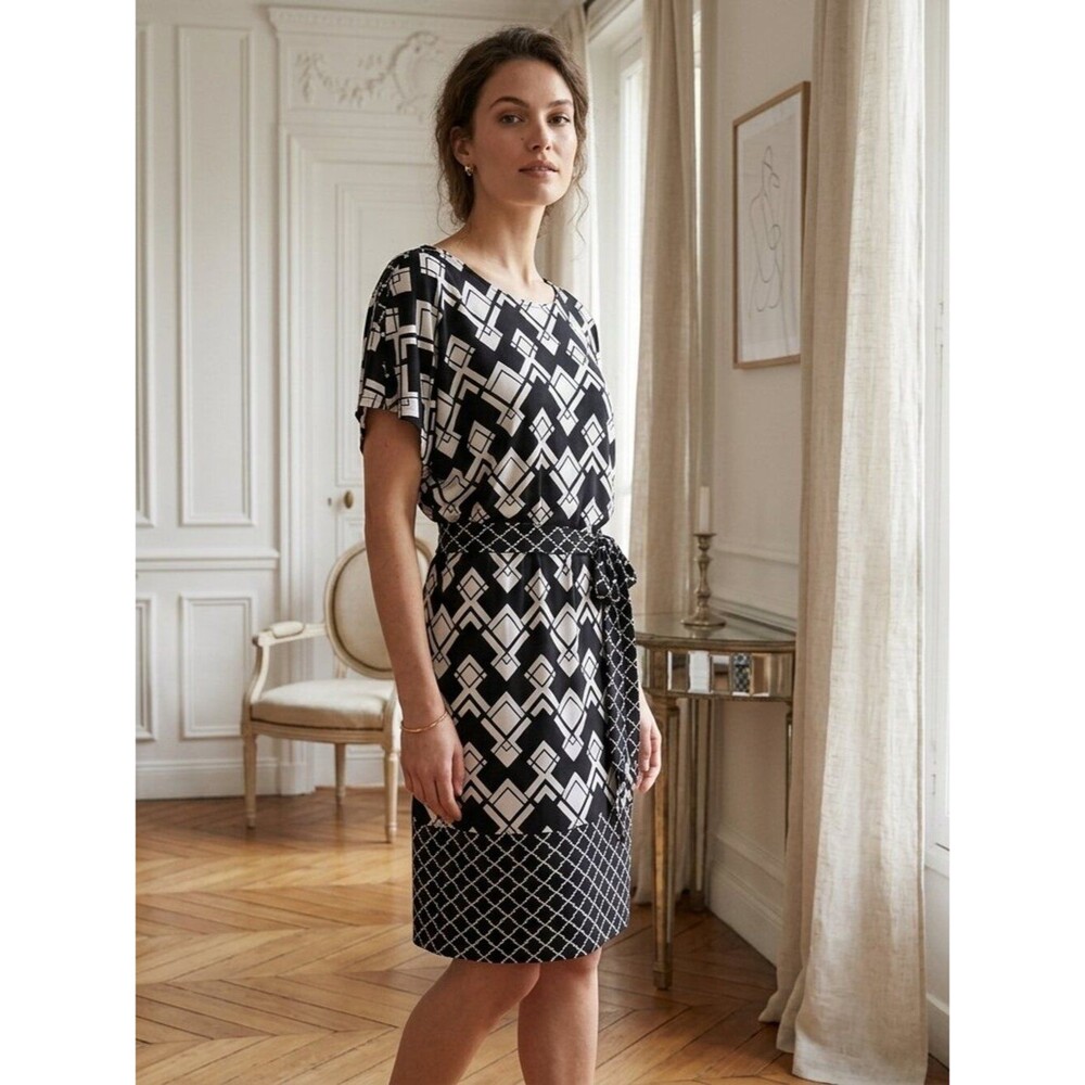 White House Black Market Black & White Geometric Dress Flutter Sleeve Small
